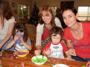 Decorating the Christmas cookies is great fun for everyone