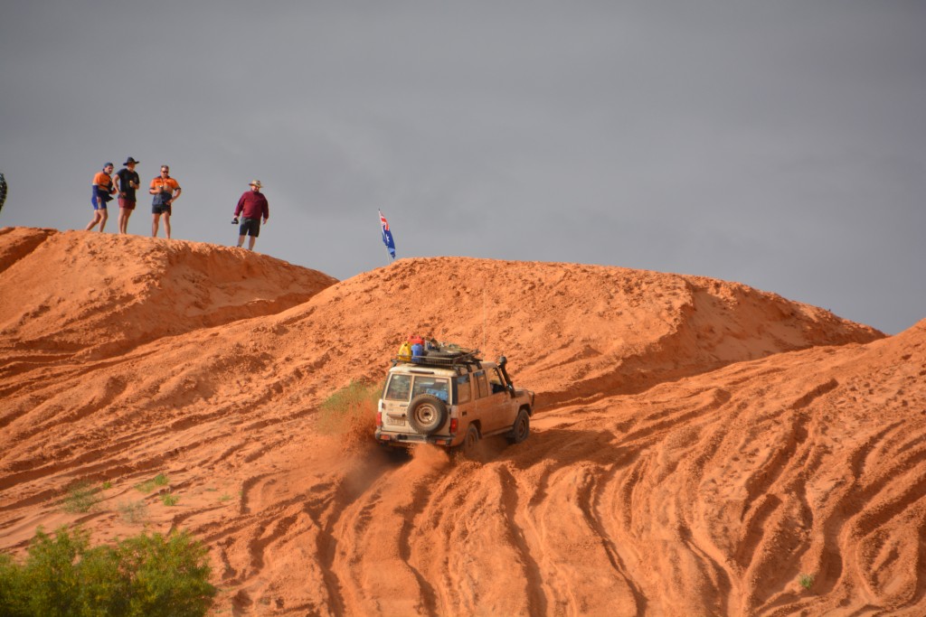 Zach and his Land Cruiser are now at the critical moment needing enough momentum and speed to pop up and over the top - fantastic stuff!