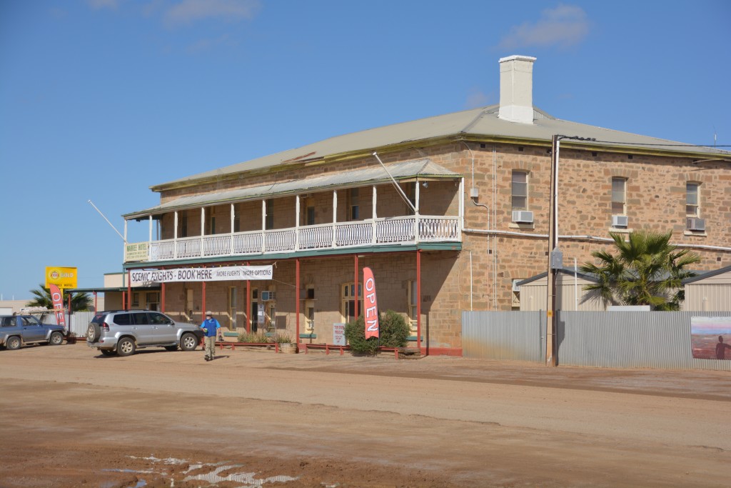The Maree Hotel - another welcome sight to a weary desert traveller