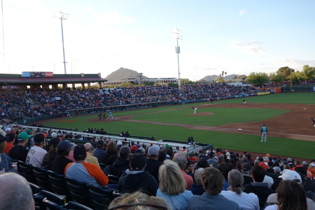 Our favourite San Francisco Giants playing a pre-season game against the Marlins on a pleasant desert evening