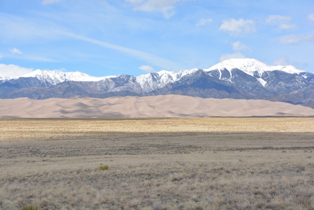 The Great Sandy Desert on approach - notice the five layers of desert, sand dunes, forested mountains, snow capped mountains