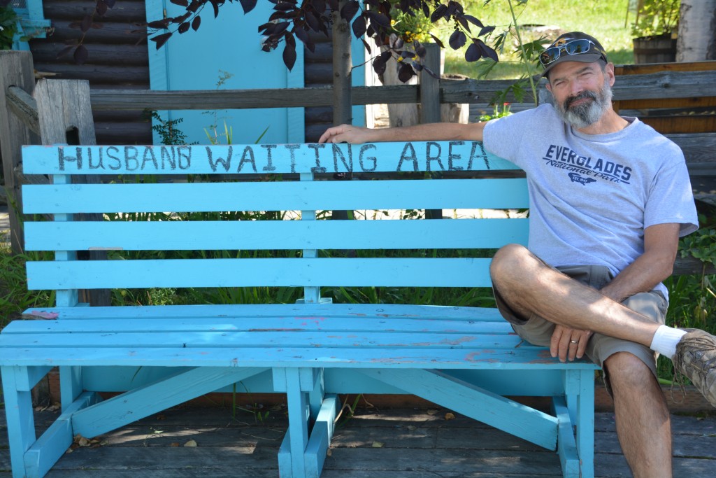 We visited Pioneer Park which is a modest amusement park for the locals and I found my perfect chair while we waited out our time in Fairbanks