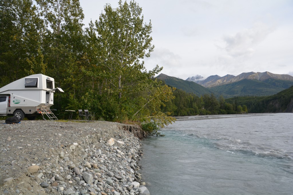 What a stunning camping spot - on the banks of the rushing Matanuska River with snow capped mountains all around